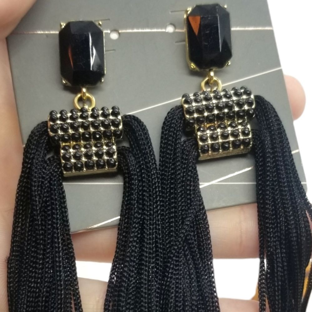 Black earrings Baublebar Black tassel showstopper earrings new - Picture 2 of 2